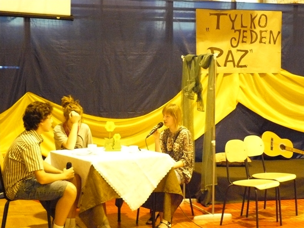 spektakl2.jpg