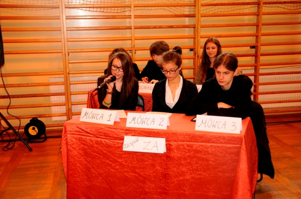 debata01.jpg