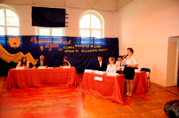 debata04.jpg