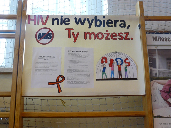 aids004.jpg