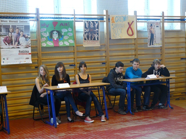 aids012.jpg