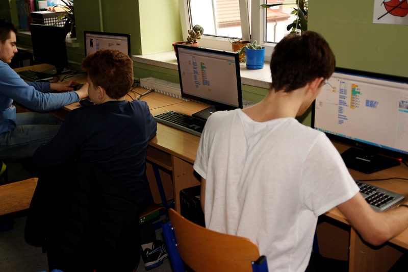 scratch104.jpg