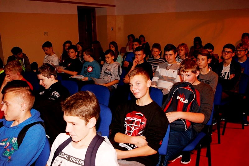 apel18.jpg