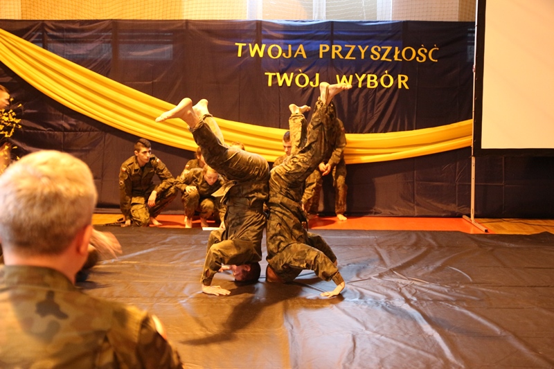 szkoly20.jpg
